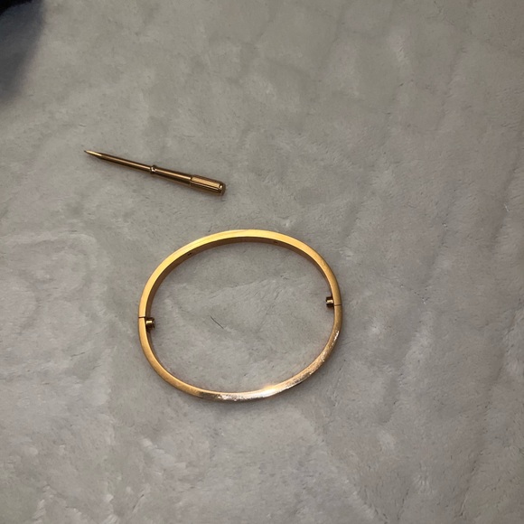 Rose Gold Love-Style Bracelet With Diamonds - Picture 3 of 8